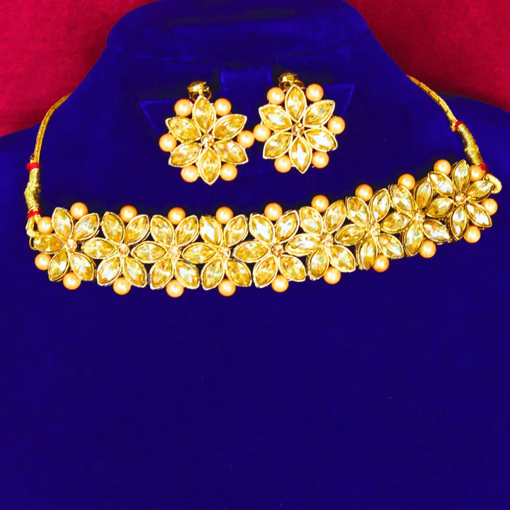 Flower Shaped Choker Necklace FS228N - freakysera