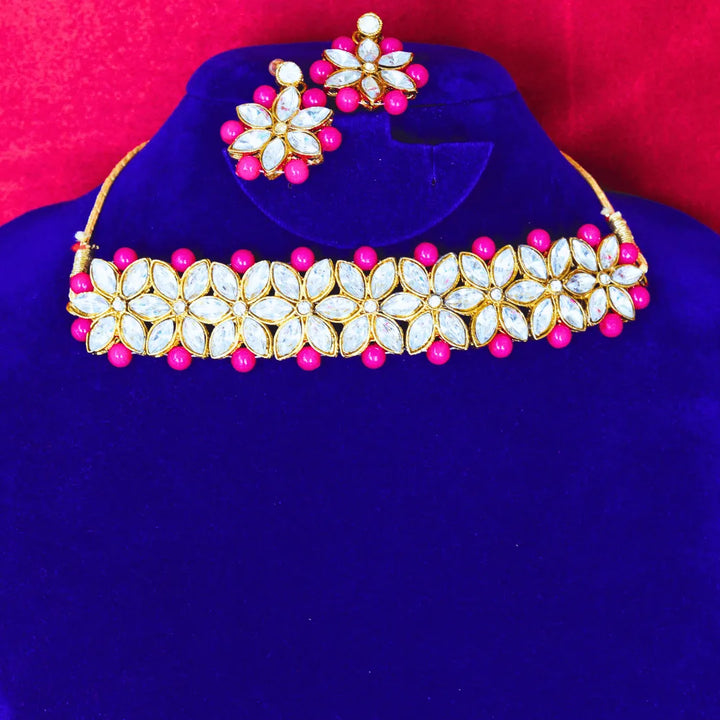 Flower Shaped Choker Necklace FS228N - freakysera