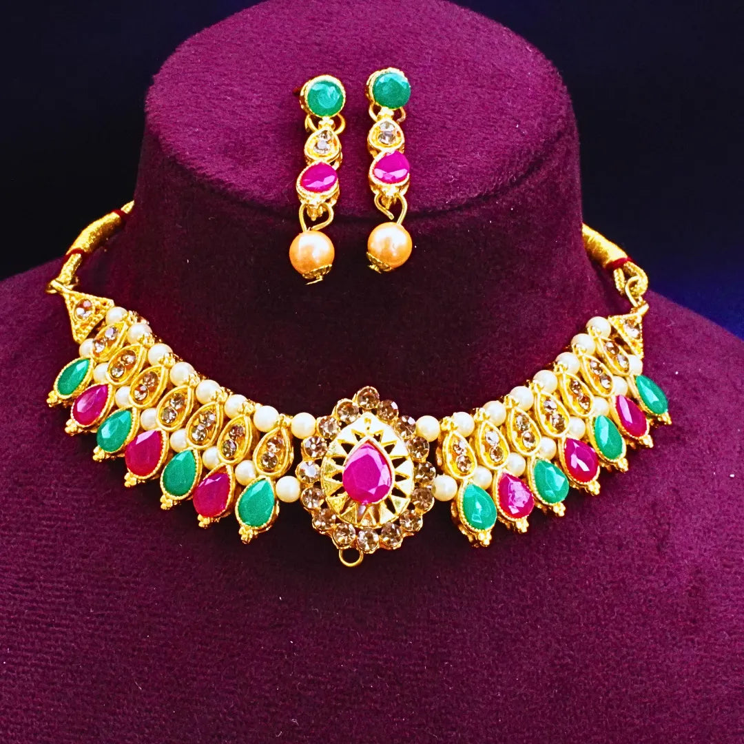 Shop Ruby Red and Green Necklace Set Online with freakysera