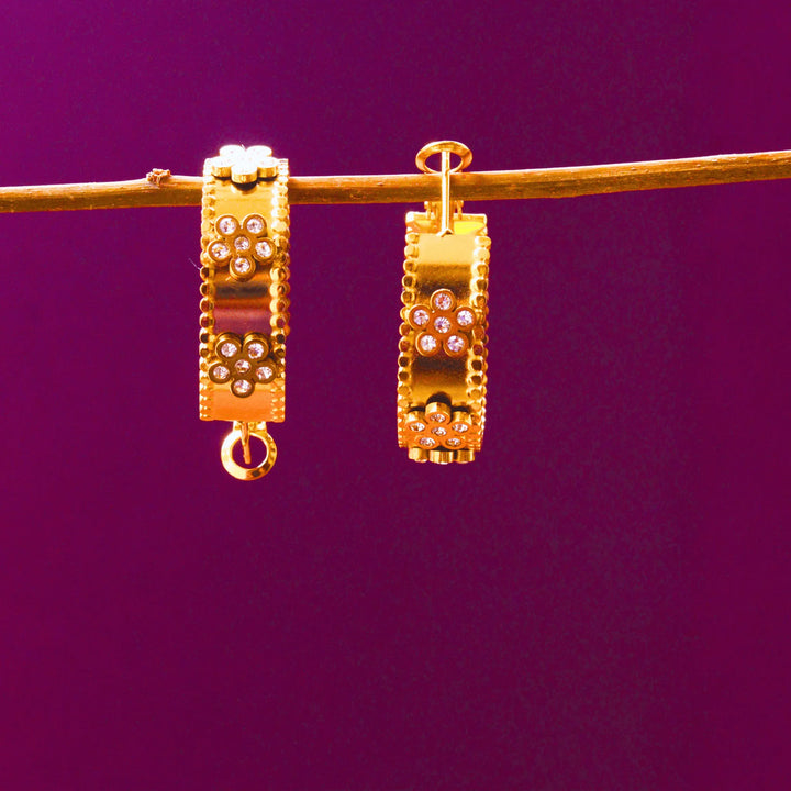 Stylish Western Hoops Earrings With Flower Shaped Stones FS157 - freakysera