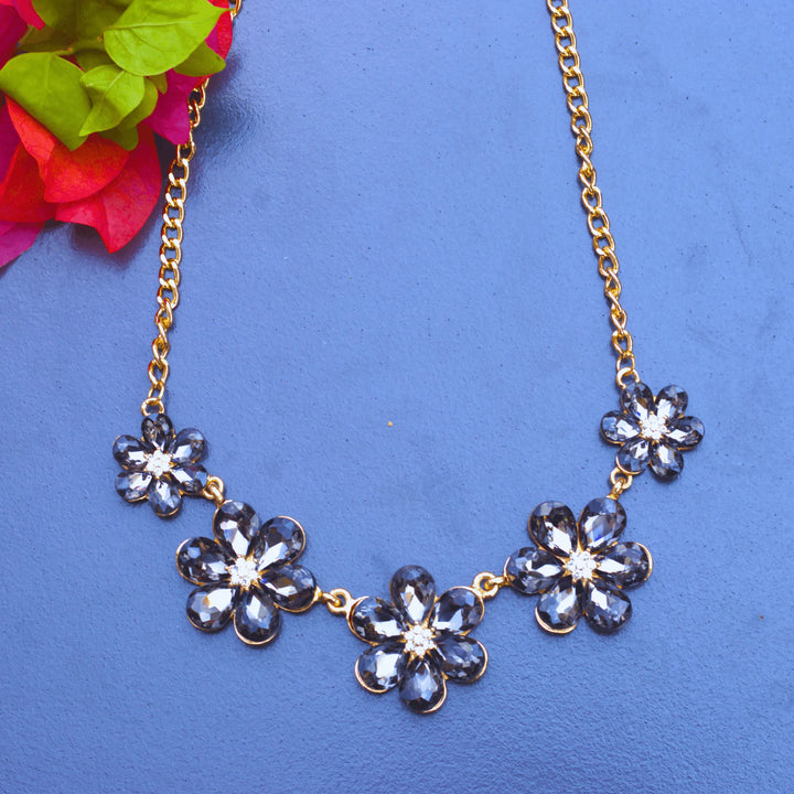 Trendy Western Style Neck Piece With Black Flower Stones FS117 - freakysera