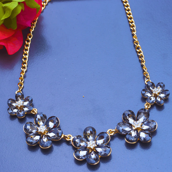 Trendy Western Style Neck Piece With Black Flower Stones FS117 - freakysera