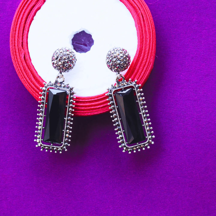 Western Drops Earrings With Black Stones FS155 - freakysera