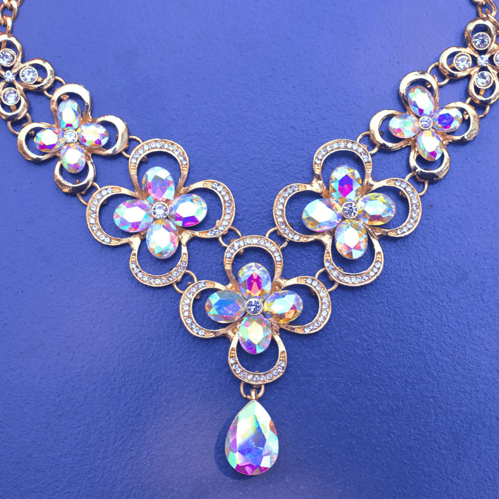Western Style Necklace Golden Stones Flower Shaped FS121 - freakysera